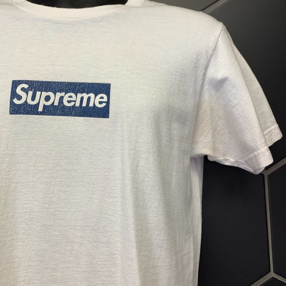 ~Used! Unisex Supreme Yankee Box Logo White Hype Streetwear Shirt Size Medium - Picture 2 of 7
